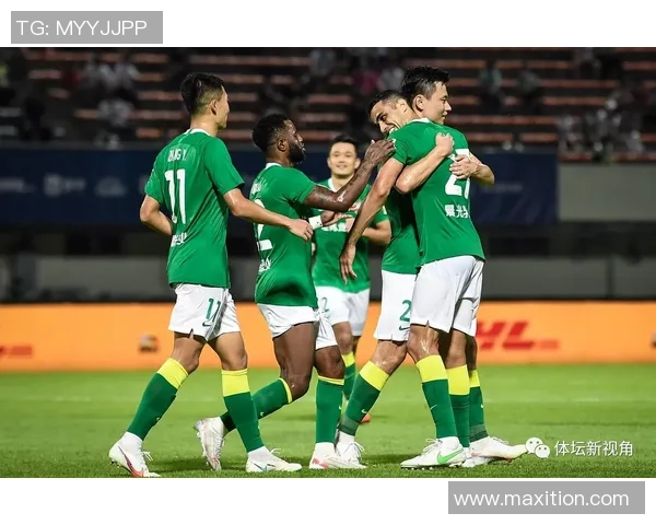 上海网球队以89分领跑大满贯积分榜展现强劲实力 上海网球队以89分领跑大满贯积分榜展现强劲实力