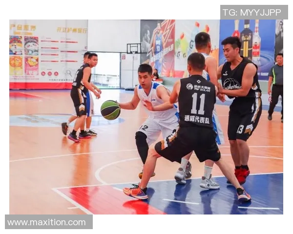 成都篮球队在邀请赛中的比赛经验与表现分析